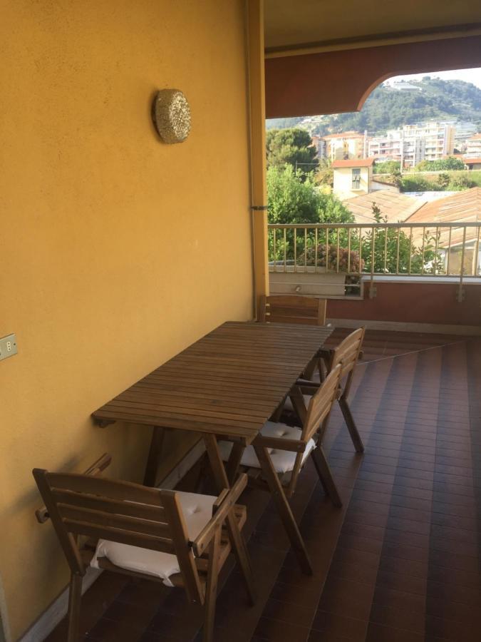 A Due Passi Dal Mare Apartment Vallecrosia Luaran gambar